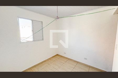 Quarto 1 de apartamento para alugar com 2 quartos, 34m² em Cidade São Jorge, Santo André