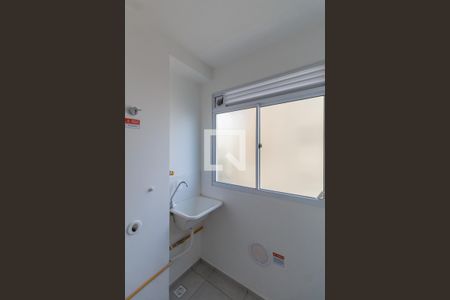 Cozinha e Área de Serviço de apartamento para alugar com 2 quartos, 43m² em Parada Xv de Novembro, São Paulo