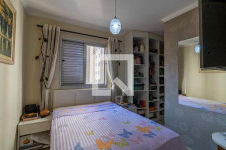 Quarto 1 de apartamento para alugar com 3 quartos, 76m² em Parque Munhoz, São Paulo