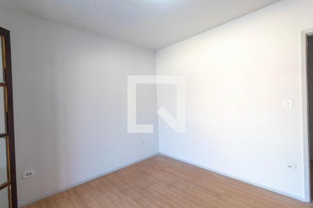 Quarto 1 de casa para alugar com 4 quartos, 180m² em Jardim Fernandes, São Paulo