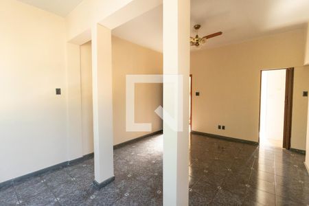 Sala de apartamento à venda com 3 quartos, 85m² em Benfica, Rio de Janeiro