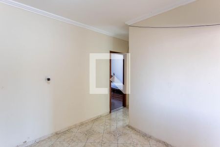 Sala de Estar de casa para alugar com 3 quartos, 428m² em Tupi, Belo Horizonte