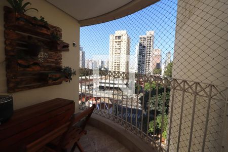 Sacada de apartamento à venda com 2 quartos, 101m² em Vila Azevedo, São Paulo