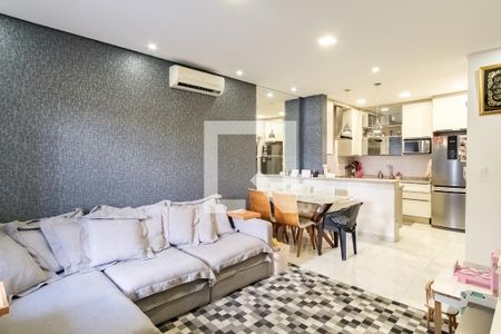 Sala de casa de condomínio à venda com 3 quartos, 120m² em Vila Carrão, São Paulo