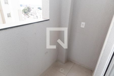 Sacada de kitnet/studio para alugar com 1 quarto, 27m² em Vila das Bandeiras, Guarulhos