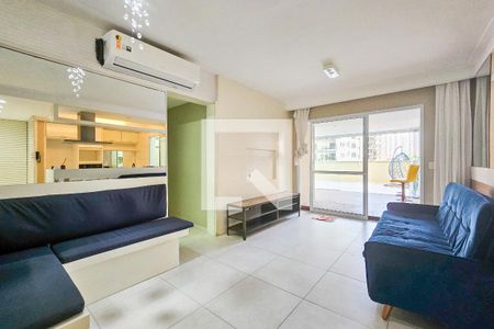 Apartamento para alugar com 215m², 3 quartos e 2 vagasSala