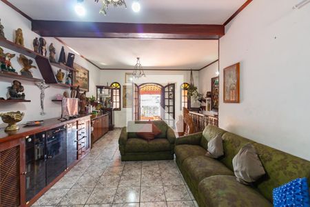 Sala  de casa à venda com 4 quartos, 237m² em Santo Antônio, Osasco