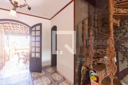 Sala  de casa à venda com 4 quartos, 237m² em Santo Antônio, Osasco