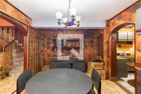 Sala de Jantar de casa à venda com 4 quartos, 237m² em Santo Antônio, Osasco