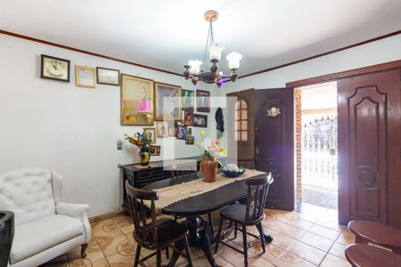 Sala de Estar de casa para alugar com 4 quartos, 237m² em Santo Antônio, Osasco