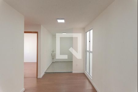 Sala de apartamento para alugar com 2 quartos, 40m² em Jardim Esmeraldina, Campinas
