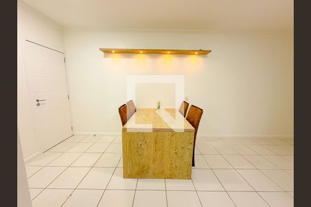 Sala de Jantar de apartamento para alugar com 2 quartos, 75m² em Canasvieiras, Florianópolis