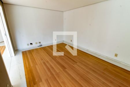 Sala 2 de apartamento para alugar com 4 quartos, 277m² em Vila Suzana, São Paulo