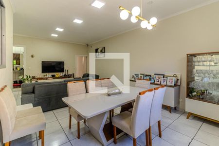 Sala de casa à venda com 4 quartos, 212m² em Barra Funda, São Paulo