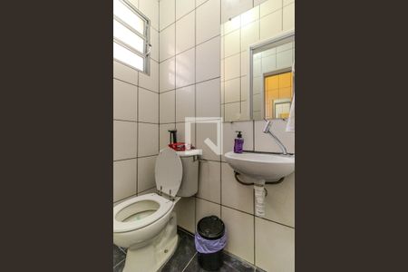 Lavabo 1 de casa à venda com 4 quartos, 212m² em Barra Funda, São Paulo