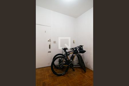 Entrada de apartamento à venda com 2 quartos, 131m² em Bela Vista, São Paulo