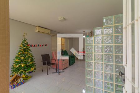 Sala de casa à venda com 3 quartos, 144m² em Harmonia, Canoas