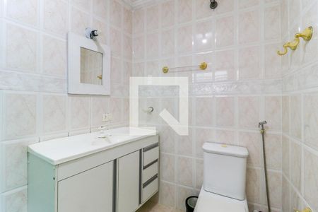 Banheiro da Suíte de casa para alugar com 3 quartos, 180m² em Jardim Caravelas, São Paulo