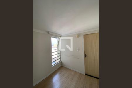 Sala de apartamento para alugar com 2 quartos, 50m² em Jardim Marica, Mogi das Cruzes