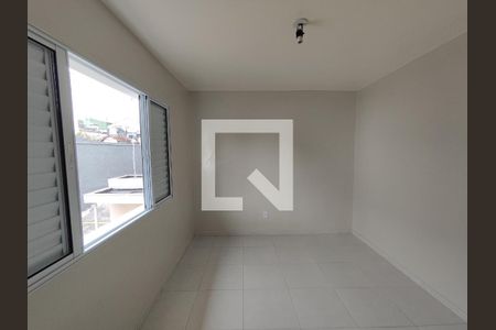 Quarto 2 de casa para alugar com 2 quartos, 64m² em Vila Romanópolis, Ferraz de Vasconcelos