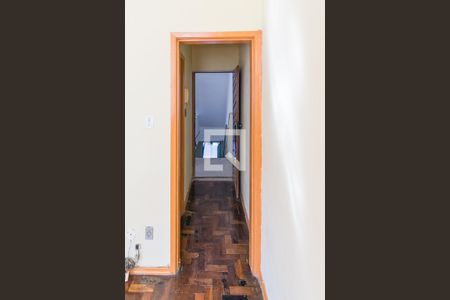 Sala - Hall da entrada de apartamento para alugar com 1 quarto, 60m² em Ramos, Rio de Janeiro