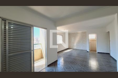 Sala de apartamento para alugar com 4 quartos, 272m² em Vila Tupi, Praia Grande
