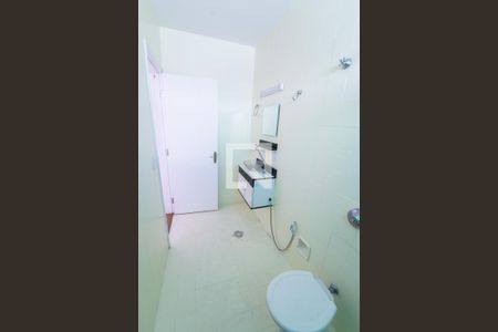 Banheiro de apartamento para alugar com 1 quarto, 60m² em Centro, Taubaté