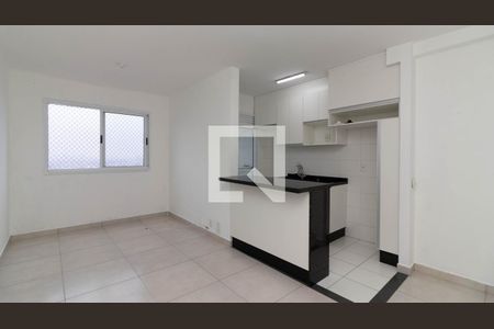 Sala de apartamento para alugar com 2 quartos, 47m² em Cangaiba, São Paulo