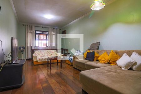 Casa à venda com 3 quartos, 200m² em Campo Belo, São Paulo