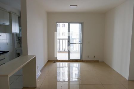 sala de apartamento para alugar com 3 quartos, 83m² em Continental, Osasco