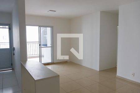 sala de apartamento para alugar com 3 quartos, 83m² em Continental, Osasco