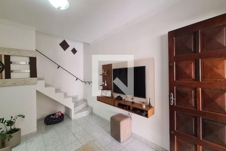 Sala de casa para alugar com 2 quartos, 69m² em Vila Olinda, São Paulo