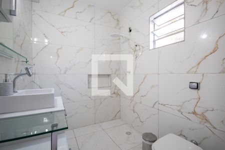 Casa para alugar com 275m², 2 quartos e 1 vaga Casa para alugar com 275m², 2 quartos e 1 vagaBanheiro 1