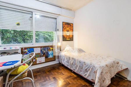 Dormitório 1 de apartamento à venda com 3 quartos, 130m² em Bela Vista, Porto Alegre