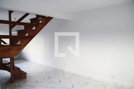 Sala e Cozinha integrada  de casa para alugar com 2 quartos, 80m² em Parque Continental I, Guarulhos