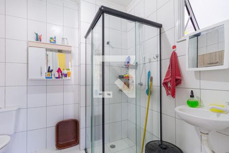 Banheiro de apartamento à venda com 2 quartos, 59m² em Metalúrgicos, Osasco