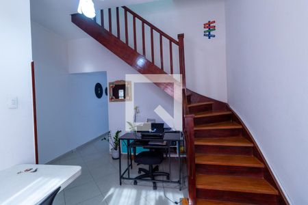 Sala 1 de casa para alugar com 3 quartos, 200m² em Bom Retiro, São Paulo