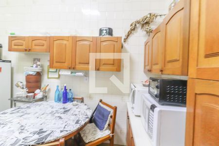 Casa à venda com 110m², 3 quartos e 1 vaga Casa à venda com 110m², 3 quartos e 1 vagaCozinha