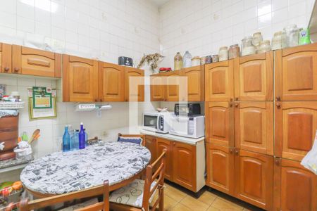 Casa à venda com 110m², 3 quartos e 1 vaga Casa à venda com 110m², 3 quartos e 1 vagaCozinha