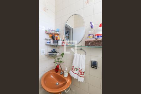 Casa à venda com 110m², 3 quartos e 1 vaga Casa à venda com 110m², 3 quartos e 1 vagaBanheiro