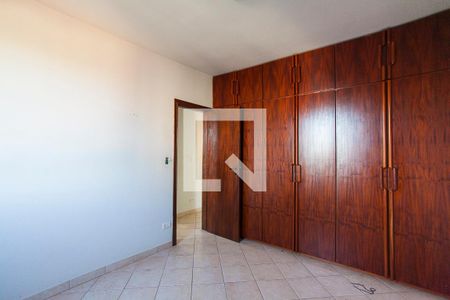 Quarto de apartamento para alugar com 2 quartos, 73m² em Morada da Colina, Uberlândia