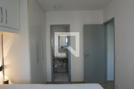 Suite de apartamento à venda com 2 quartos, 72m² em Pinheiros, São Paulo