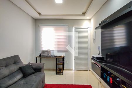Sala de casa de condomínio para alugar com 2 quartos, 66m² em Canto do Forte, Praia Grande