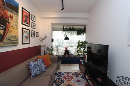 Sala de TV de apartamento à venda com 1 quarto, 50m² em Vila Gomes Cardim, São Paulo