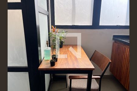 Sala/Cozinha de apartamento para alugar com 1 quarto, 50m² em Mirandópolis, São Paulo