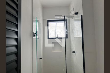 Banheiro de apartamento para alugar com 1 quarto, 50m² em Mirandópolis, São Paulo