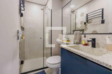 Banheiro de apartamento para alugar com 1 quarto, 35m² em Pinheiros, São Paulo