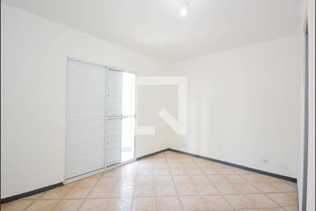 Suíte 1 de casa à venda com 2 quartos, 175m² em Jardim Santa Cecilia, Guarulhos