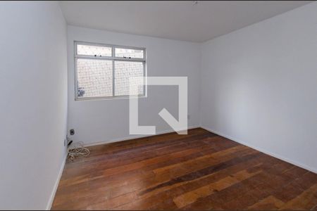 Sala de apartamento à venda com 3 quartos, 83m² em João Pinheiro, Belo Horizonte