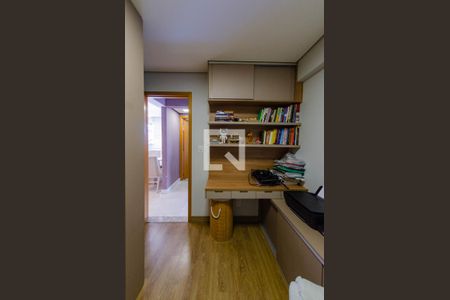 Quarto 1 de apartamento à venda com 3 quartos, 75m² em Betânia, Belo Horizonte